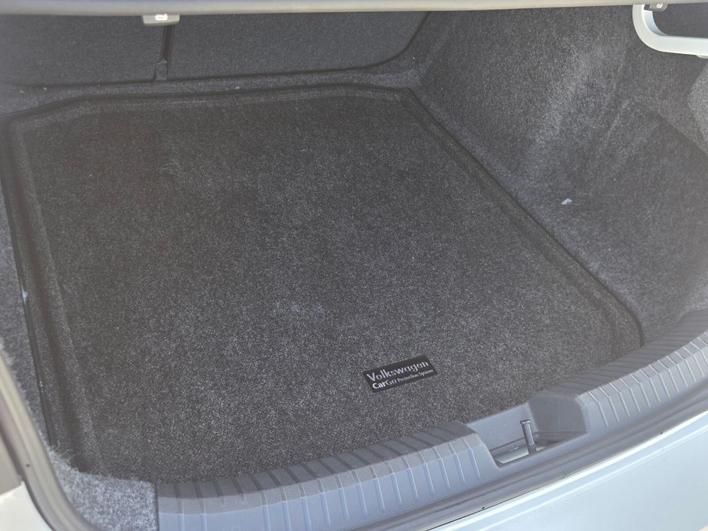 2023 Volkswagen Jetta - $14,600