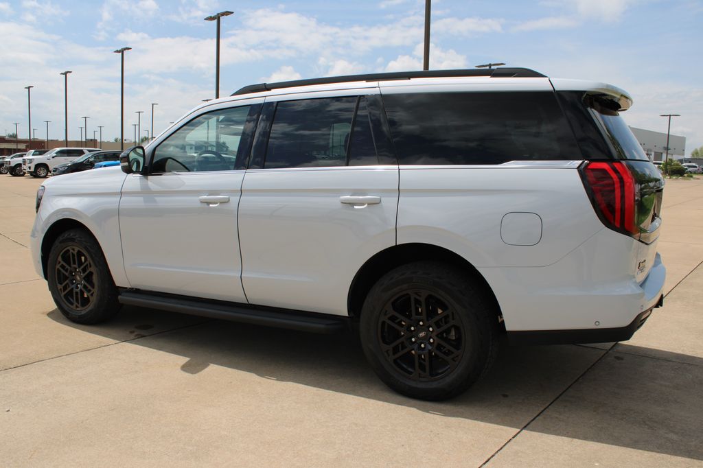 Used 2025 Ford Expedition SUV
