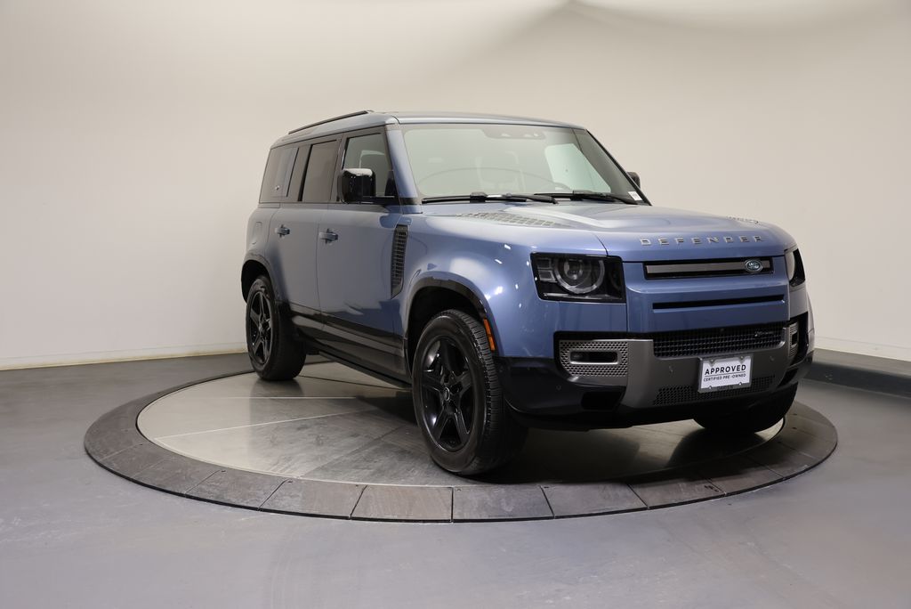 Thumbnail: 2022 Land Rover Defender - 7