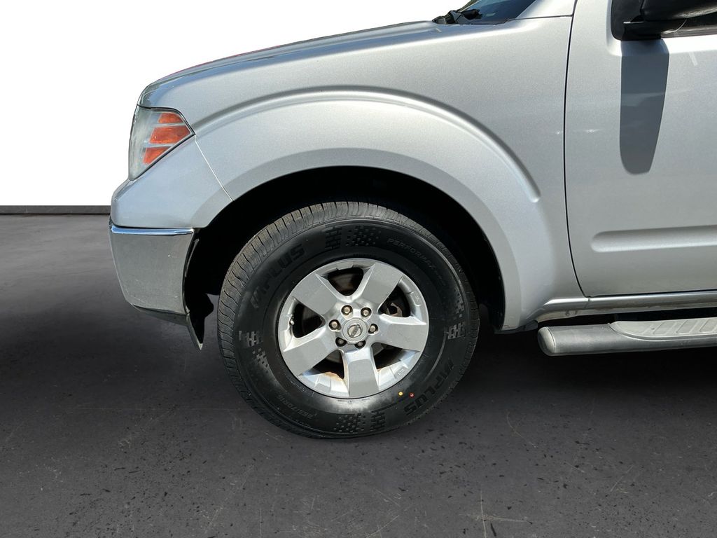 2010 Nissan Frontier SE Crew Cab