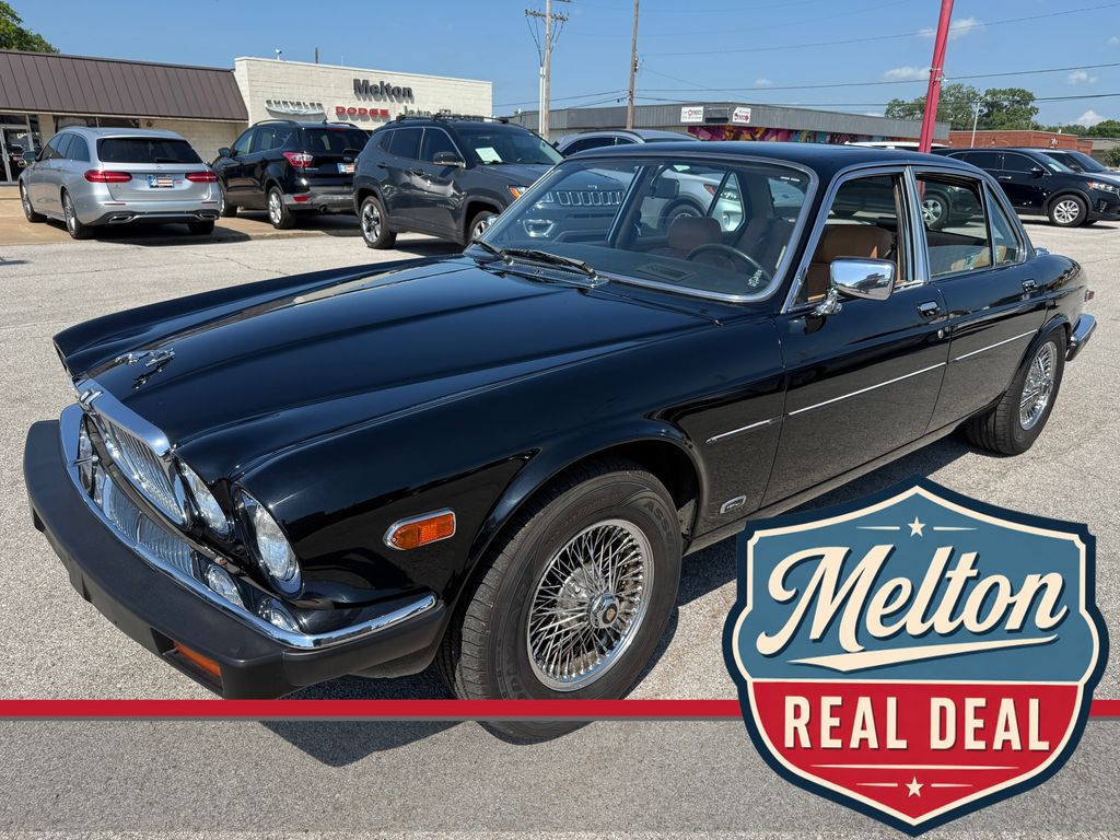  1987 Jaguar XJ-Series XJ6 Sedan RWD   