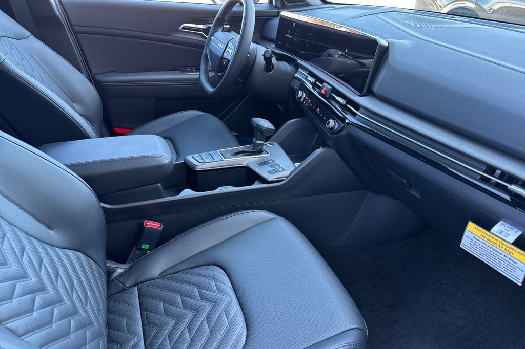 new 2026 Kia Sportage car, priced at $39,280