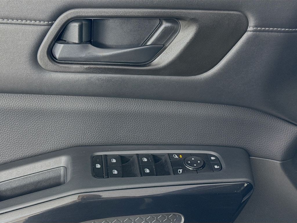 Used Car 2024 Nissan Pathfinder  Sv For Sale Under $30,000 In Austin, Texas