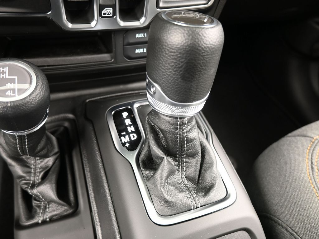 New 2026 Anvil Clearcoat Jeep Sport image 19