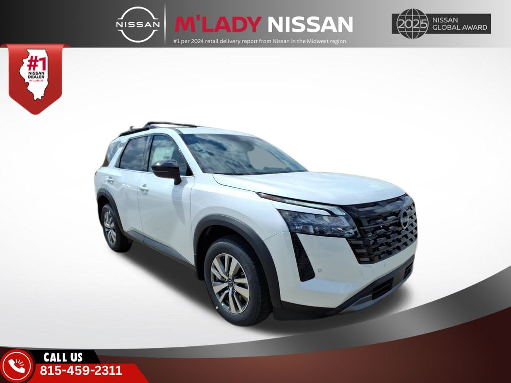 2026 Nissan Pathfinder SL 4WD's photo