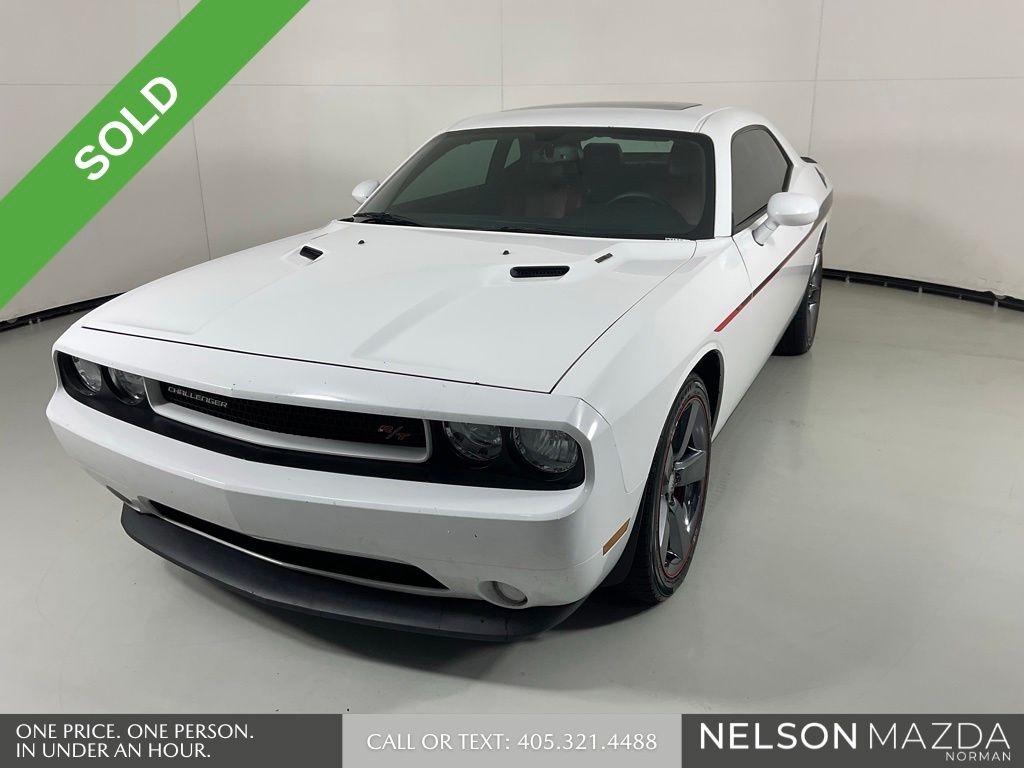 2014 Dodge Challenger R/T Plus's photo