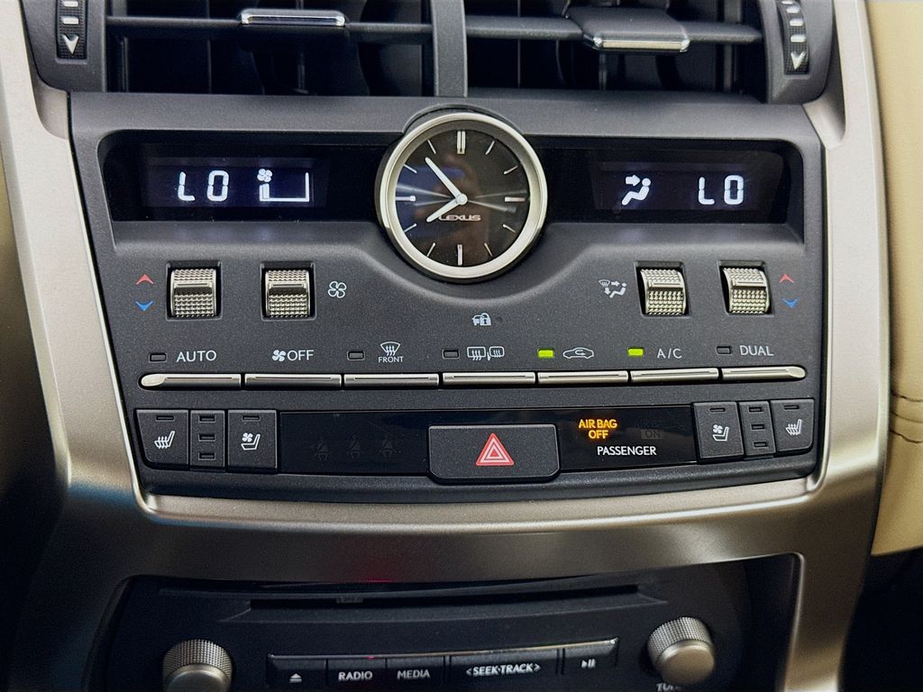 2021 Lexus NX 300 16