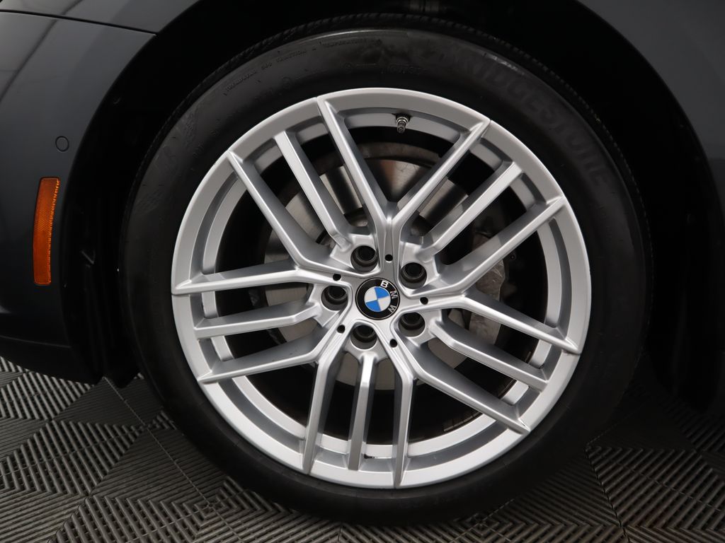 2024 BMW 5 Series 530i xDrive 31