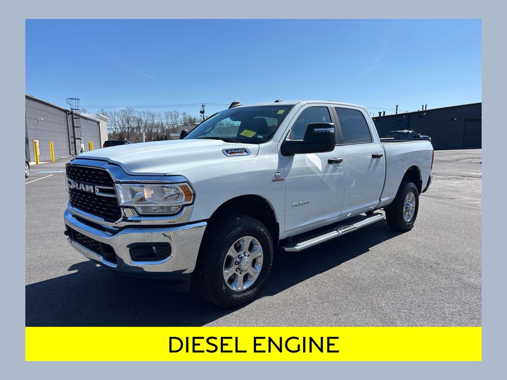 2024 RAM 2500 Big Horn Crew Cab 4WD