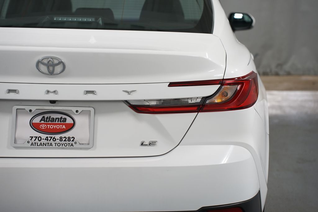 Thumbnail: 2025 Toyota Camry - 10