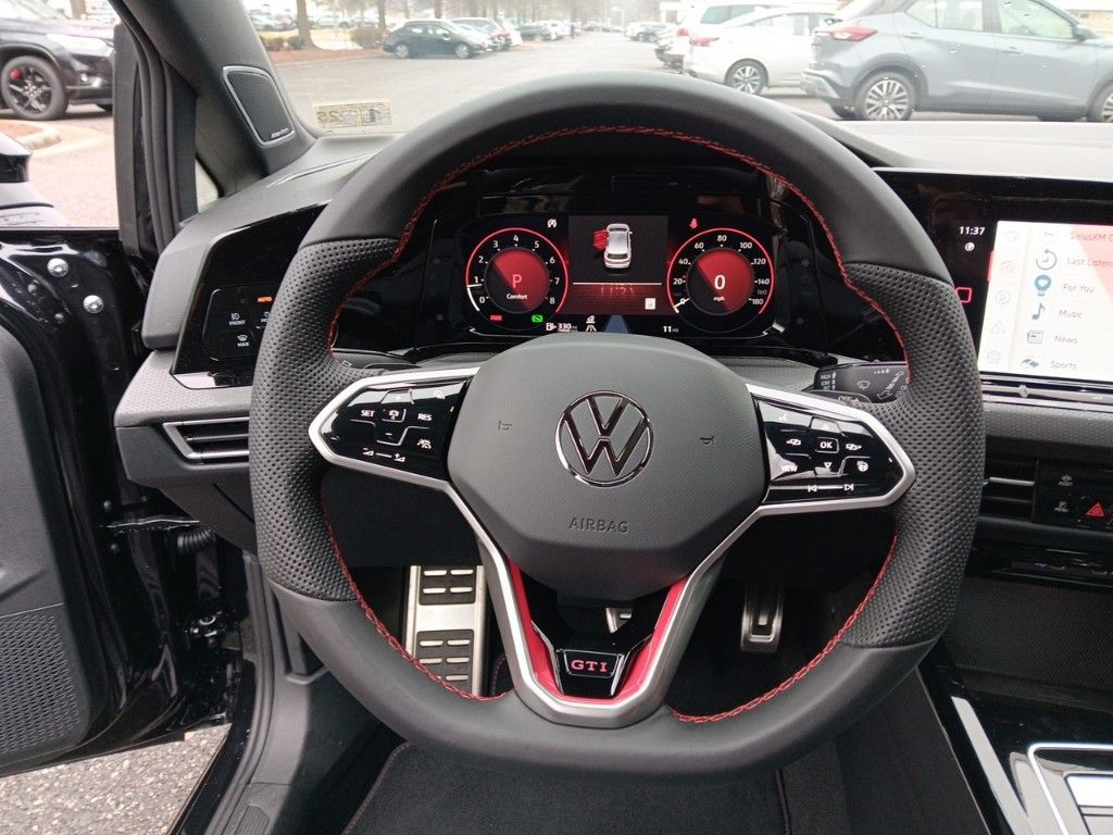 2024 Volkswagen Golf GTI 2.0T SE 14