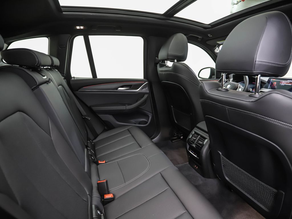 Thumbnail: 2023 BMW X3 - 26