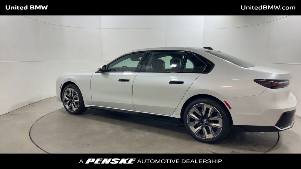 2024 BMW 7 Series 740i 6