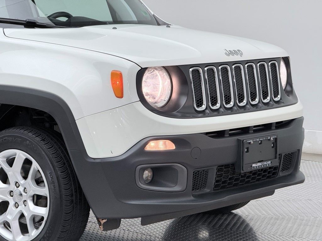 Thumbnail: 2018 Jeep Renegade - 2