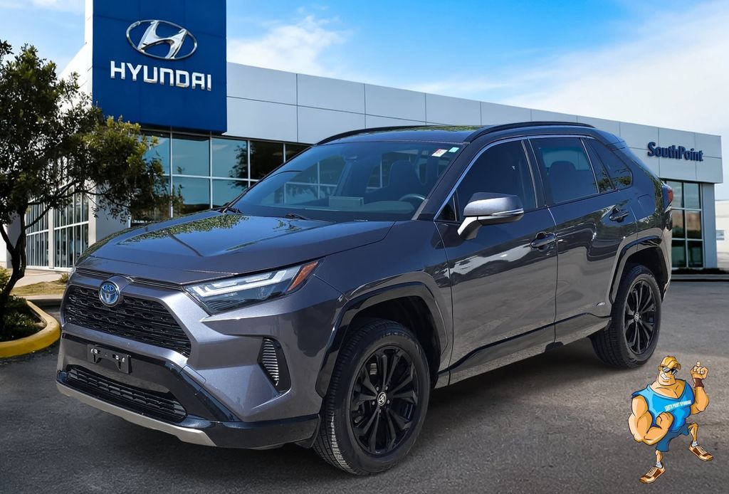 2022 Toyota RAV4 Hybrid SE AWD