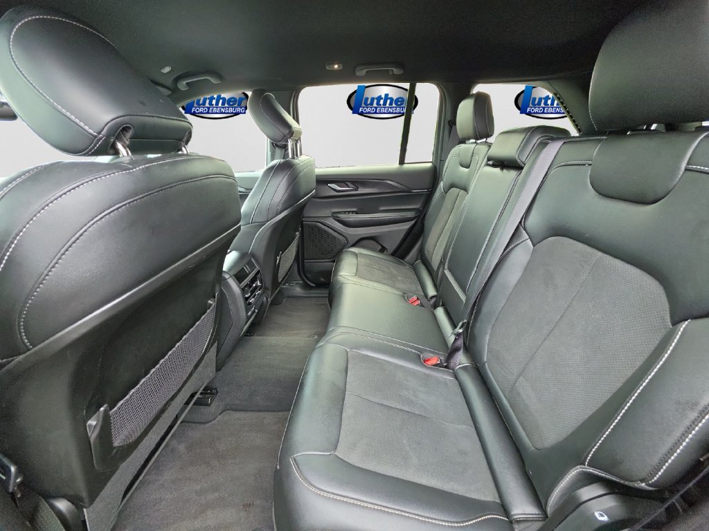 2025 Jeep Grand Cherokee Altitude Black at South Hills CDJR