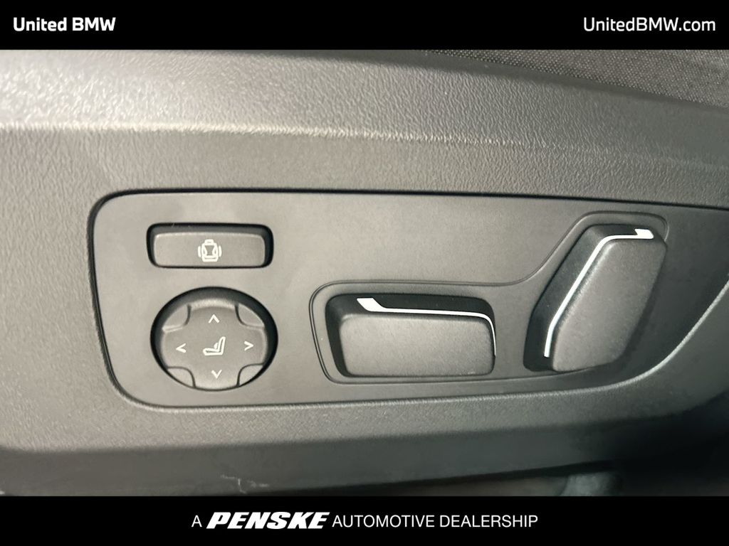 Thumbnail: 2026 BMW X3 - 12