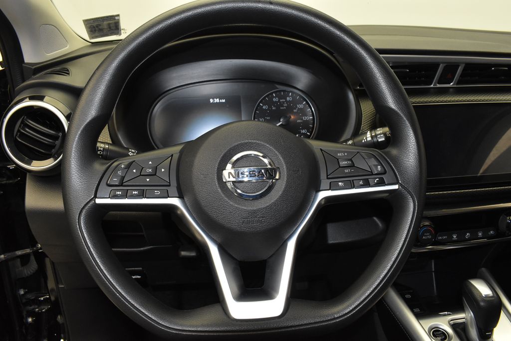 2021 Nissan Kicks SV 15