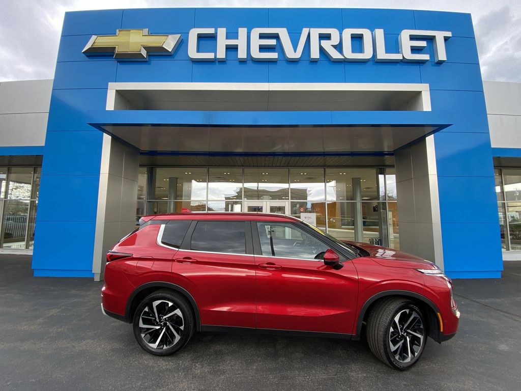 2023 Mitsubishi Outlander SE S-AWC's photo