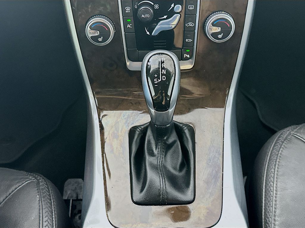 VolvoXC7016