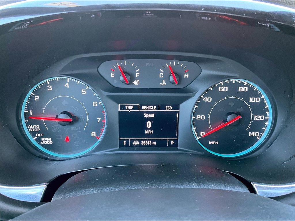 2023 Chevrolet Traverse — photo 25