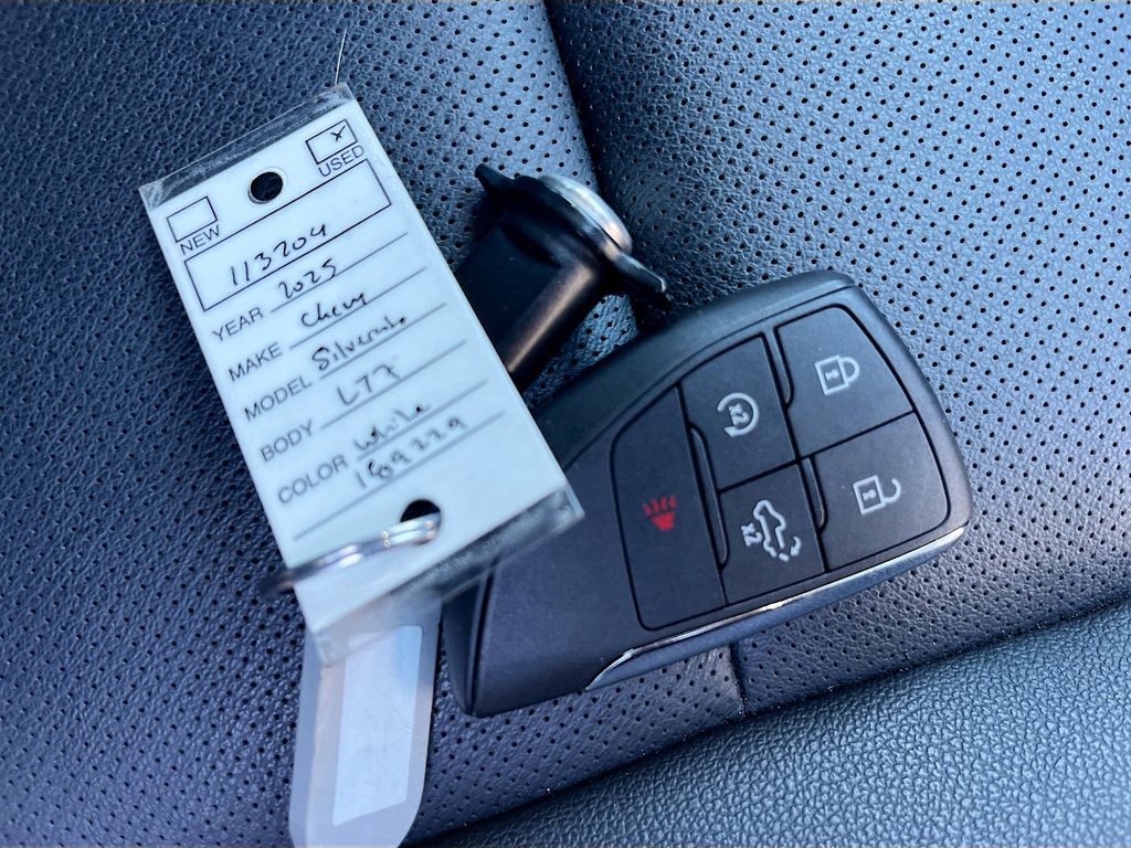 Used 2025 White Chevrolet LTZ image 33
