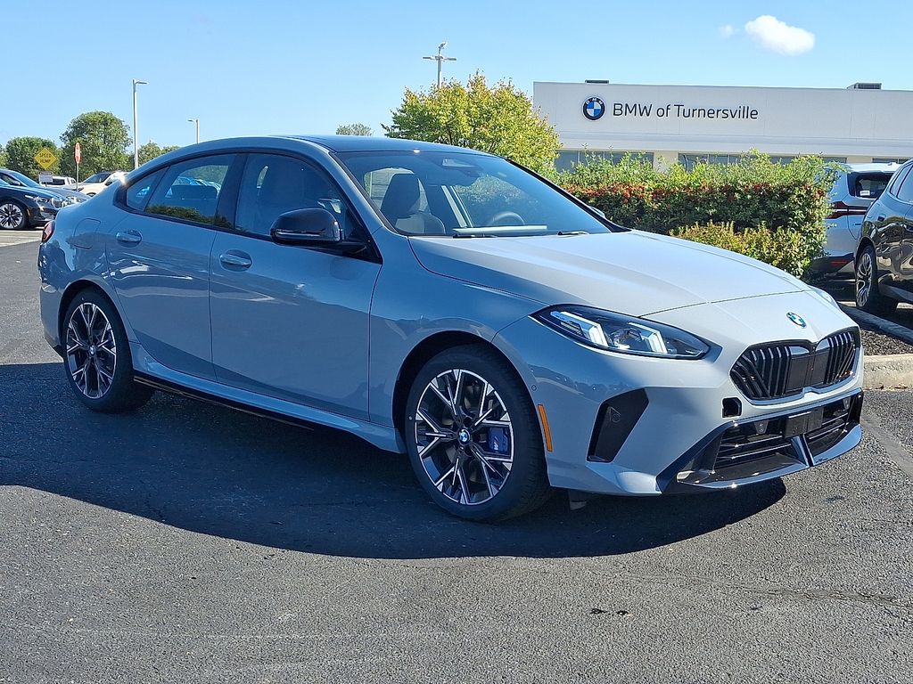 Thumbnail: 2026 BMW 2 Series - 2