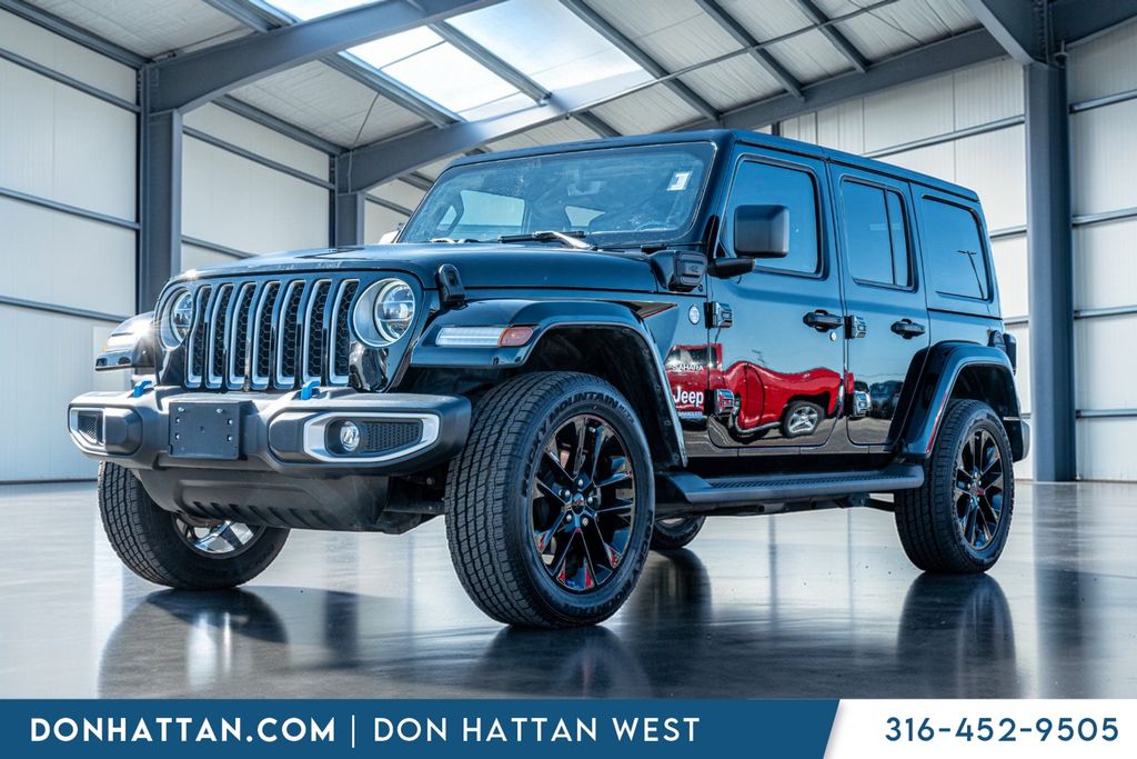 Black Clearcoat 2022 Jeep Wrangler 4xe Sahara 4WD SUV / Crossover Four-Wheel Drive 8-Speed Automatic