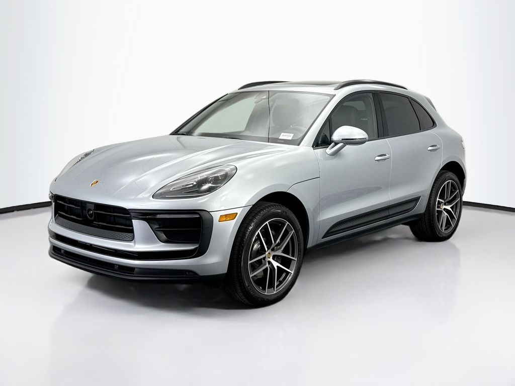 Thumbnail: 2026 Porsche Macan - 1