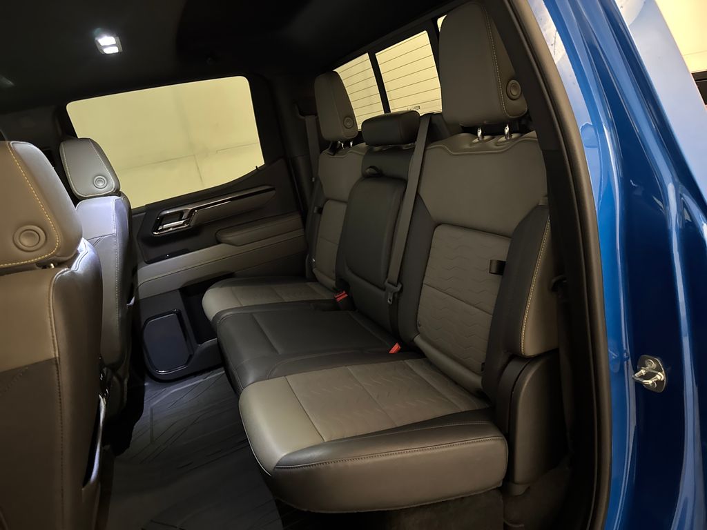 Used 2023 Blue Chevrolet ZR2 image 26