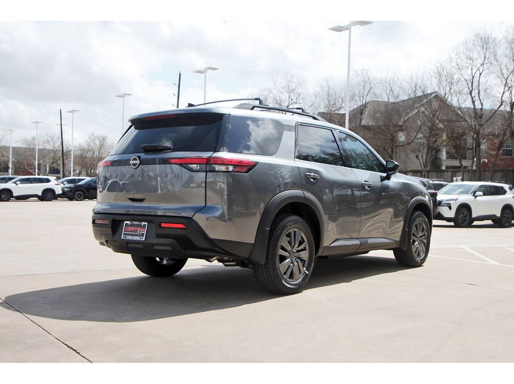 2026 Nissan Pathfinder SV - 4