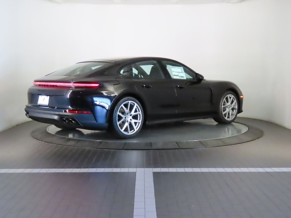 Thumbnail: 2025 Porsche Panamera - 7
