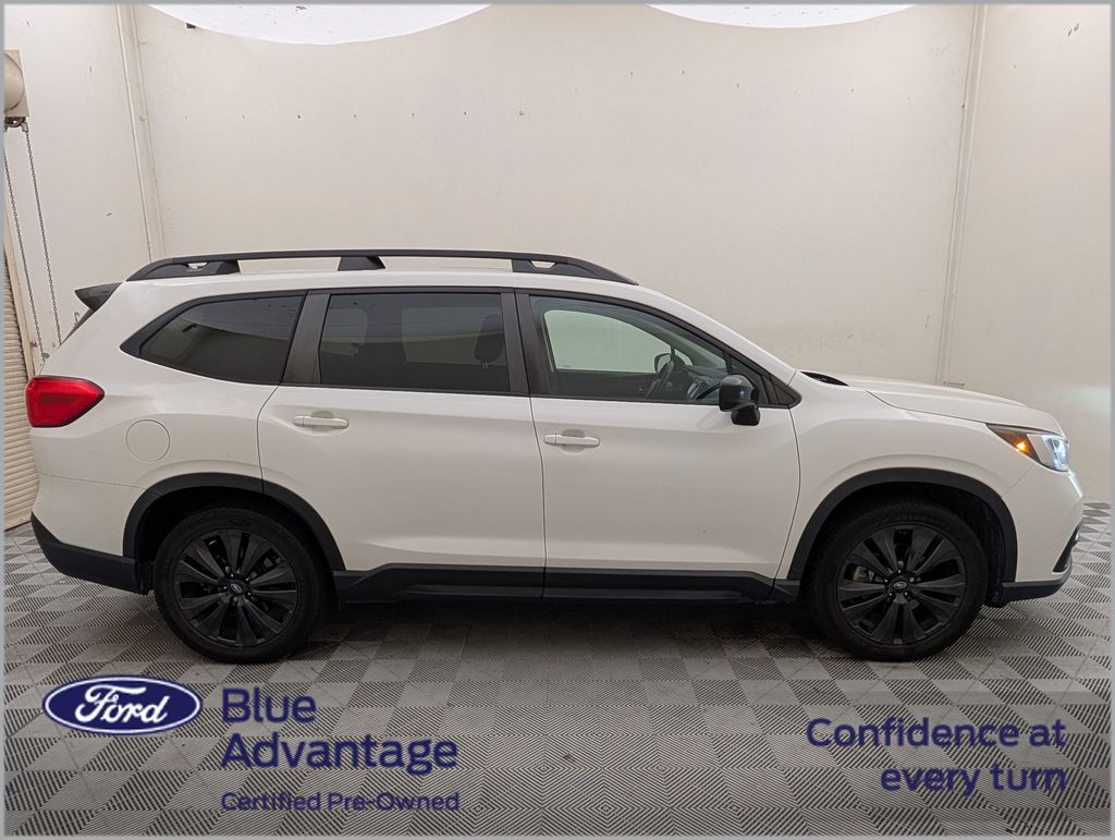 Certified Used 2022 White Subaru Onyx Edition image 2