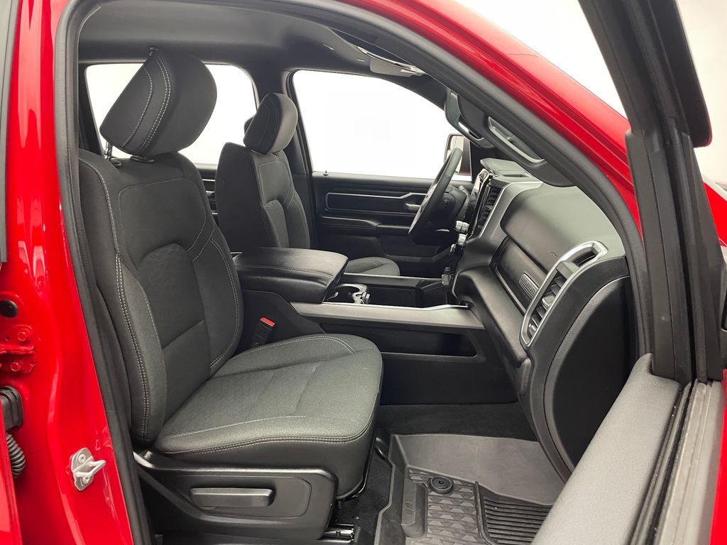 Thumbnail: 2025 RAM 1500 - 18