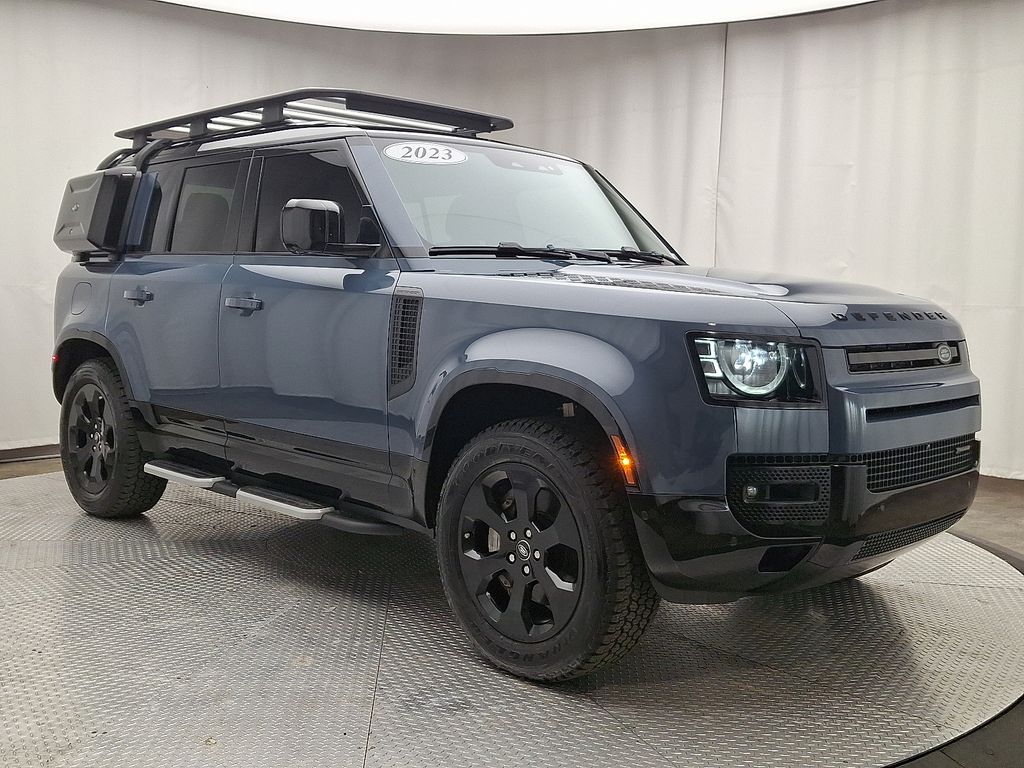 Thumbnail: 2023 Land Rover Defender - 3