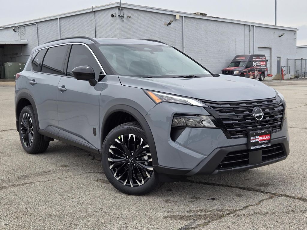2026 Nissan Rogue Dark Armor