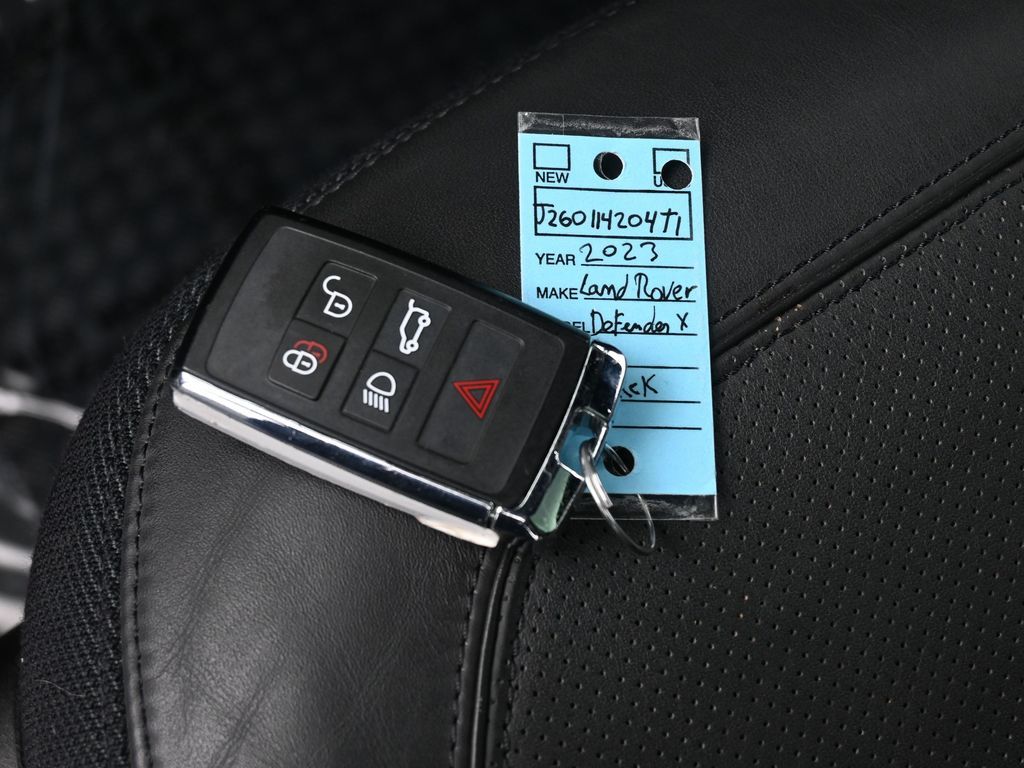 Used 2023 Black Land Rover X image 18