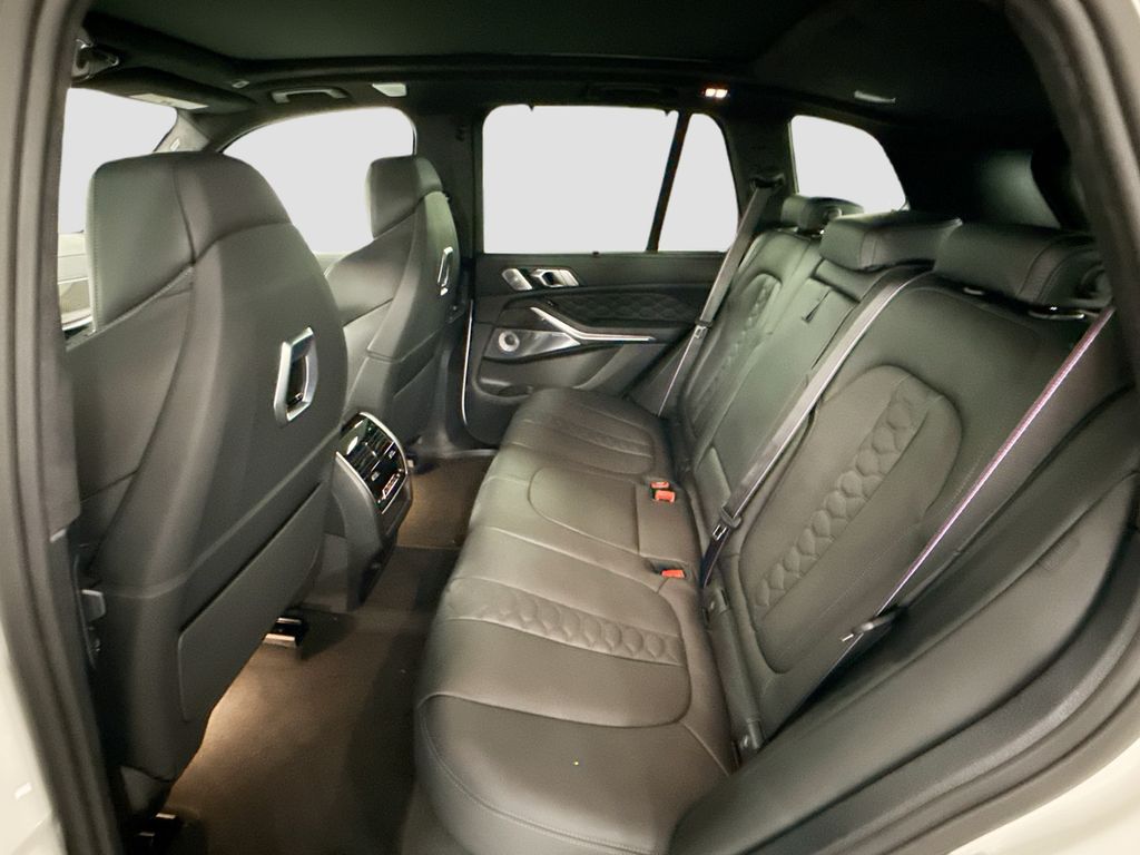 Thumbnail: 2026 BMW X5 - 20