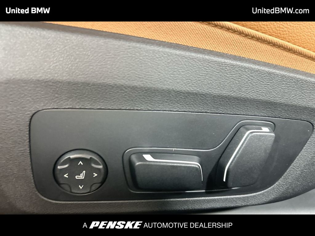 Thumbnail: 2026 BMW 4 Series - 12