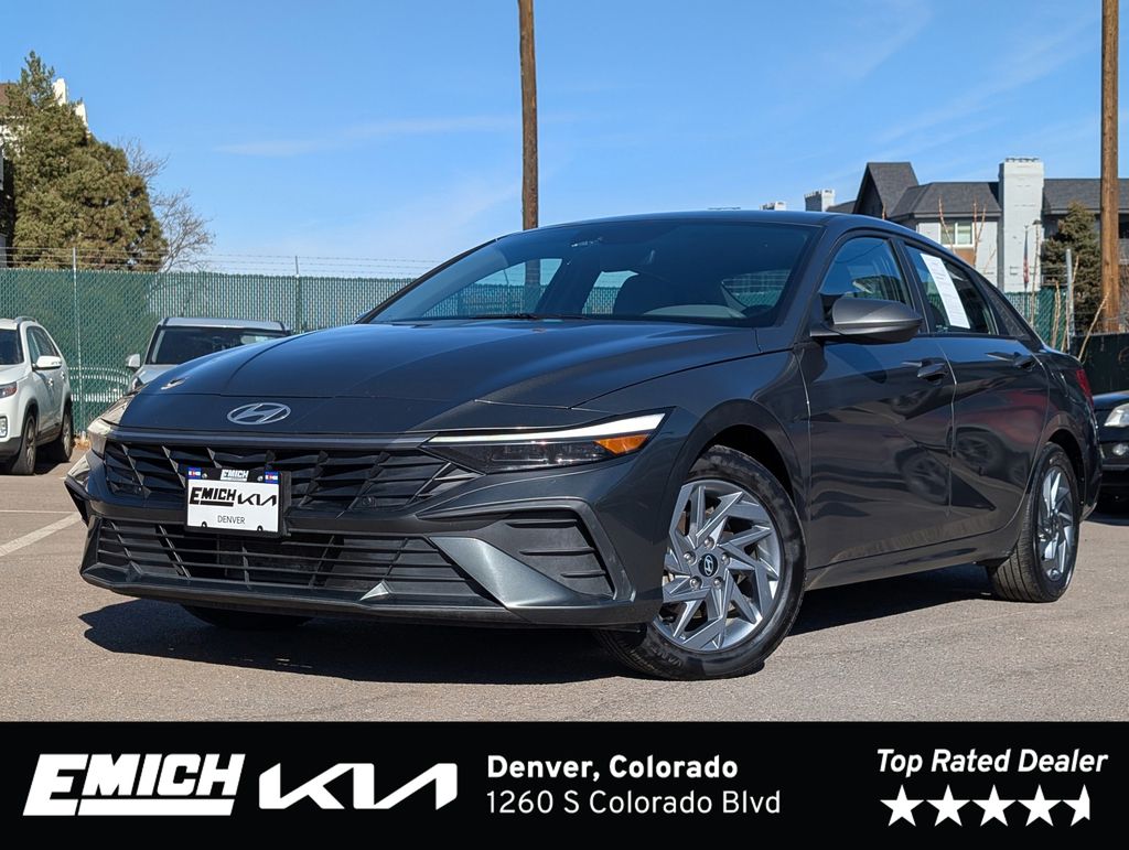 2024 Hyundai Elantra SEL
