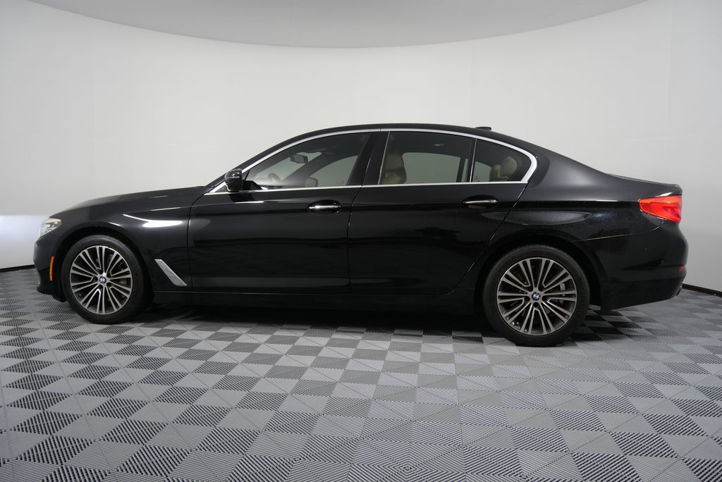 2017 BMW 5 Series 530i 7