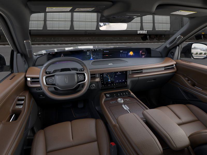 Thumbnail: 2025 Lincoln Navigator - 9