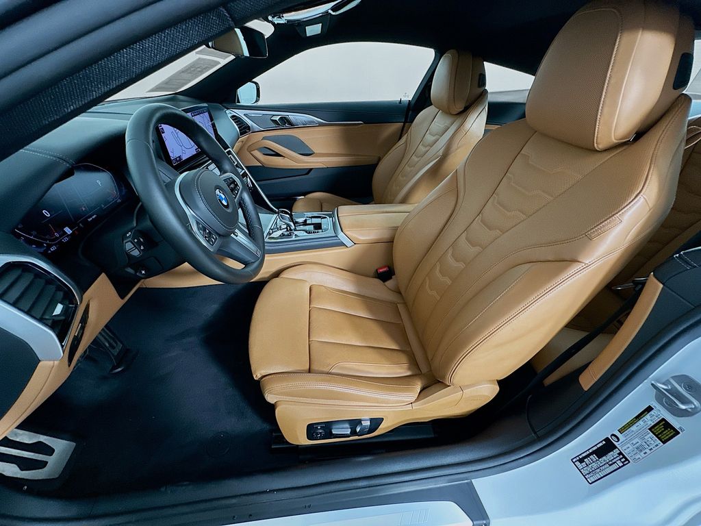 Thumbnail: 2024 BMW 8 Series - 22