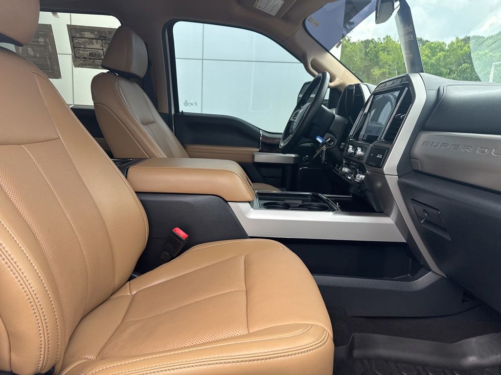 2022 Ford F-250 Super Duty LARIAT