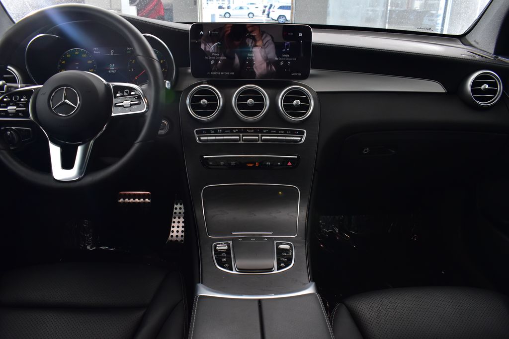 Thumbnail: 2023 Mercedes-Benz GLC - 25