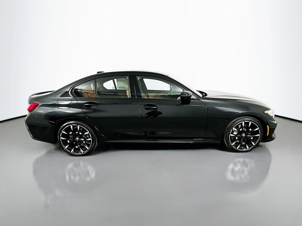 Thumbnail: 2026 BMW 3 Series - 4