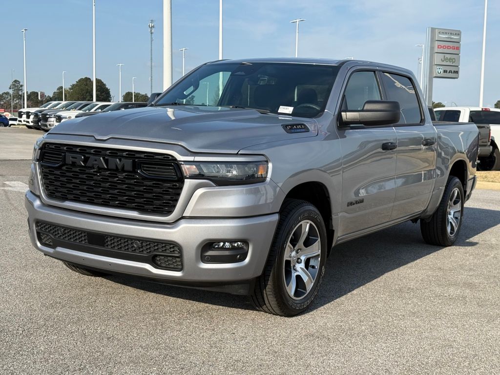 2025 RAM 1500 Tradesman Crew Cab 4WD
