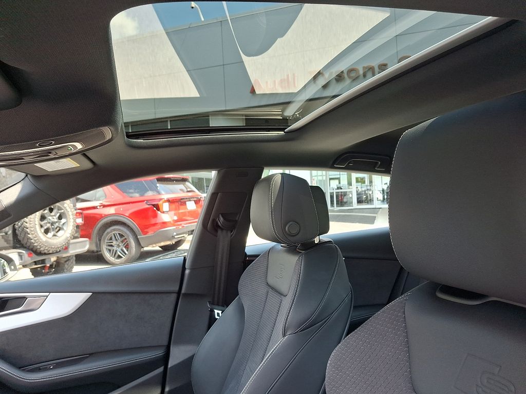 Thumbnail: 2023 Audi A5 - 14