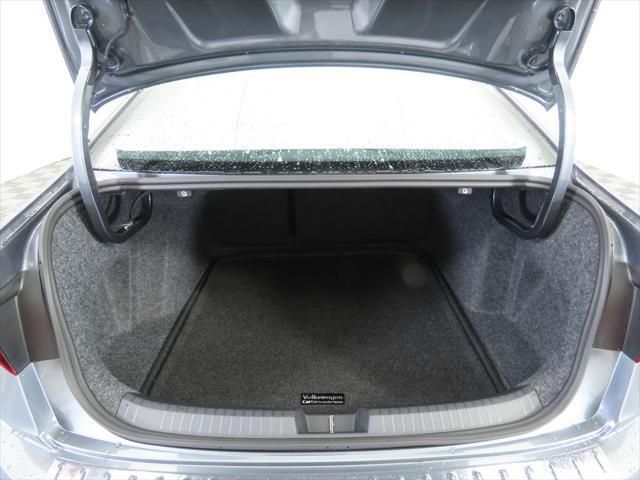 Thumbnail: 2026 Volkswagen Jetta - 26