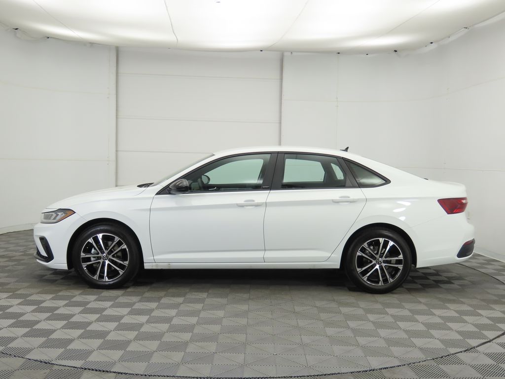 Thumbnail: 2025 Volkswagen Jetta - 8